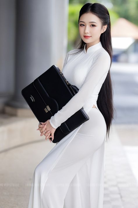漂亮的女邻居2